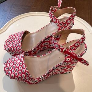 Tory Burch, red and blue, platform sandal, size 10